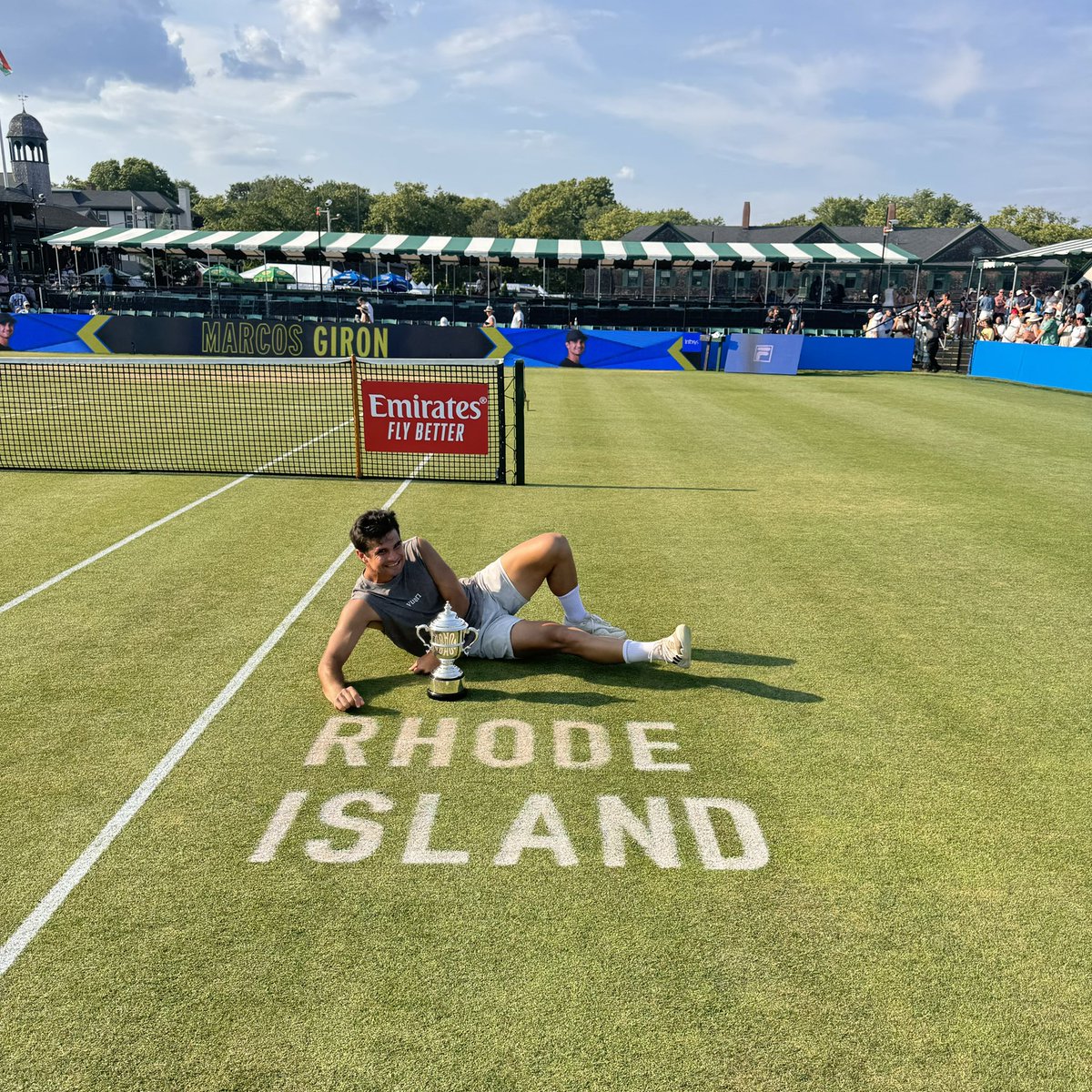 atptour's tweet image. Nothing beats that first title feeling 🥰

@TennisHalloFame | #InfosysHallOfFameOpen
