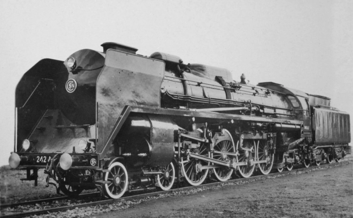 PastaWeasel's tweet photo. @somethin_up ...Just saying it could end up like these 4. I am disappointed too in having a lack of survivors, but having Flying Scotsman alone is a miracle. https://t.co/lIsVY9YA3g