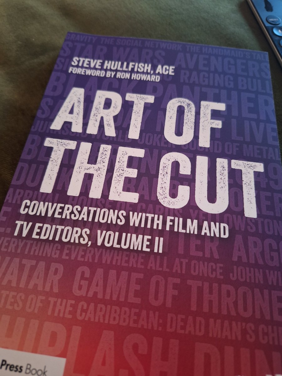 That_Guy_Ped's tweet photo. Hold my call, it's time to get my read on. https://t.co/YG0JIjO7Ce