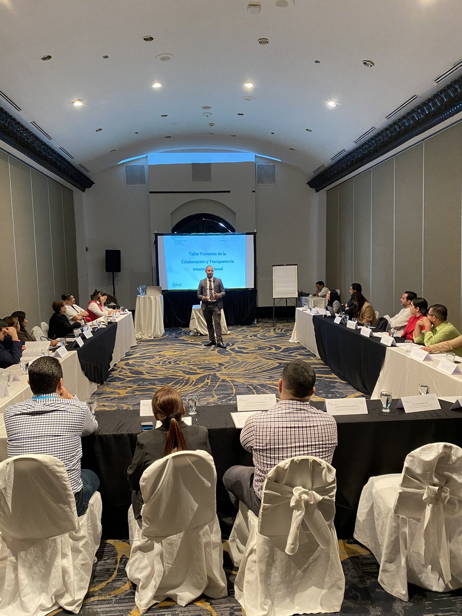 hensalinas's tweet photo. Esta semana estuvimos facilitando 2 talleres en una jornada intensiva sobre temas de combate y prevención de la corrupción a más de 100 servidores públicos de 83 instituciones en el Bootcamp “voces por la transparencia” gracias a @IDLO @stlcchn ✊🏾🇭🇳 https://t.co/C7Zp7BRKYX