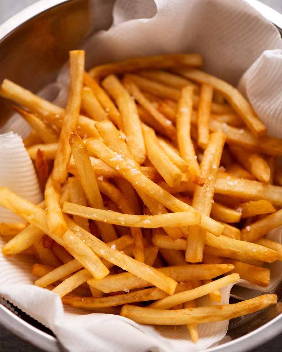 FoodPleaser's tweet photo. 🚨 Ranch isn’t available, what are you dipping these fries in? https://t.co/8PTofnWLC8