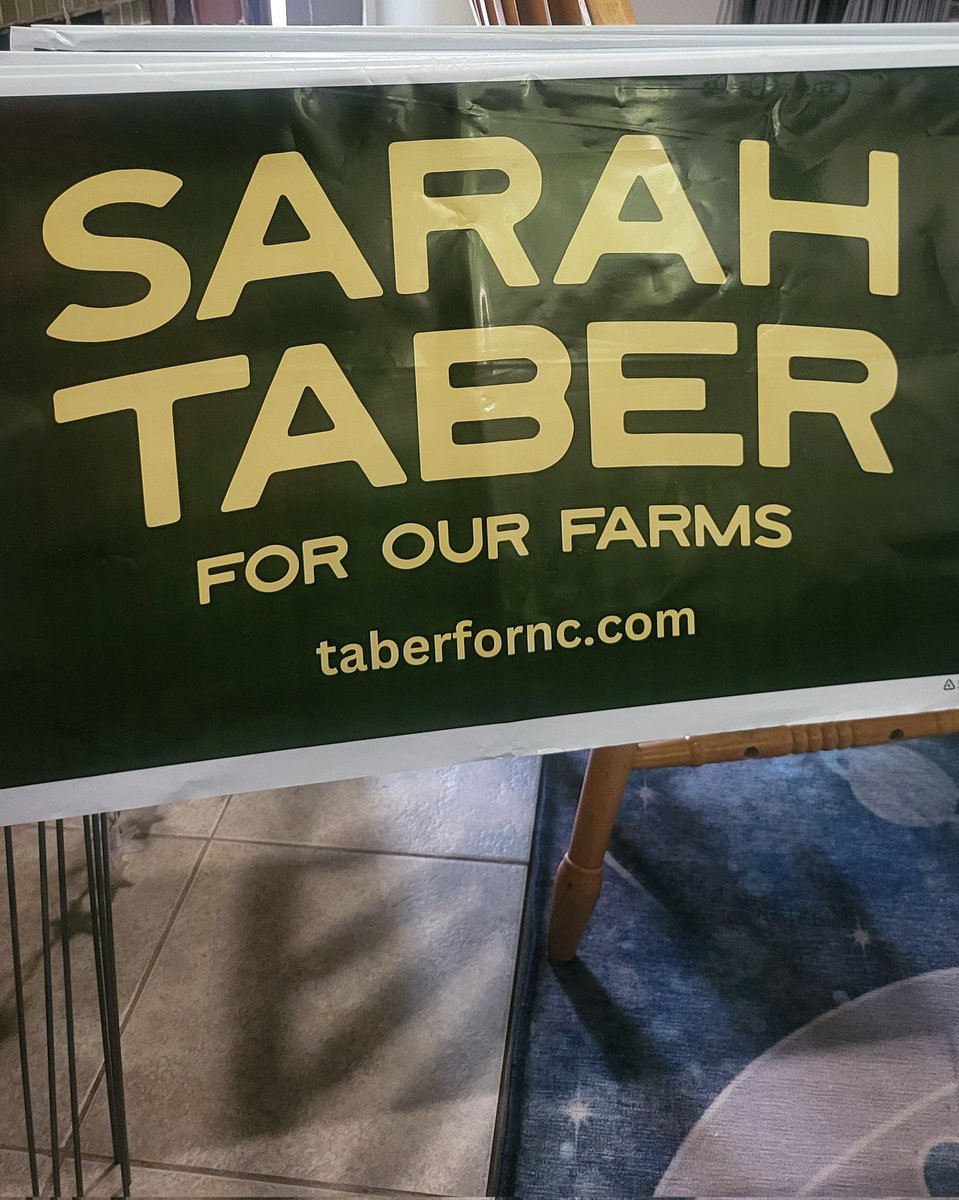 nichollestleone's tweet image. Doing my part for #NCpol #NorthCarolina #NC elections by volunteering to make signs for @SarahTaber_bww for NC Commissioner of Agriculture taberfornc.com