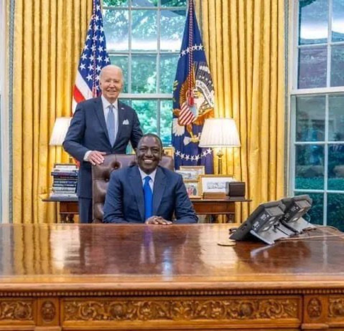 Shad_khalif's tweet photo. Correction: One #OneTermPresident and one #HalfTermPresident hanging out🤣🤣
#RutoMustGo https://t.co/VlkLmM2fW1