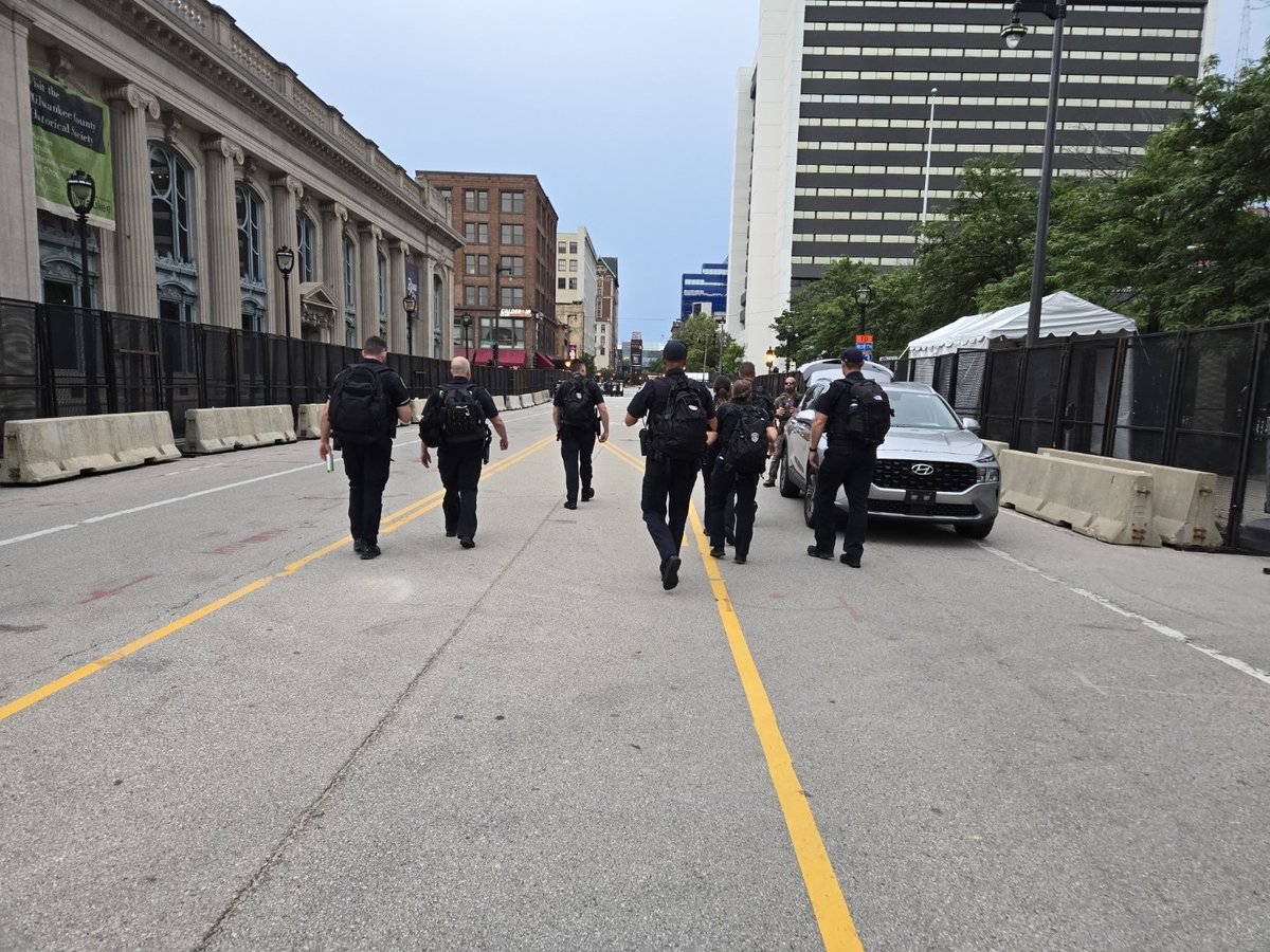 MNPDNashville's tweet photo. 13 MNPD officers, who spent long days helping ensure safety at the RNC, are resuming their duties in Nashville. "I'm grateful to this team for taking on this extraordinary assignment," Chief Drake said. "I'm proud of them and glad we could answer Milwaukee's call for assistance." https://t.co/7lpyalZZTi