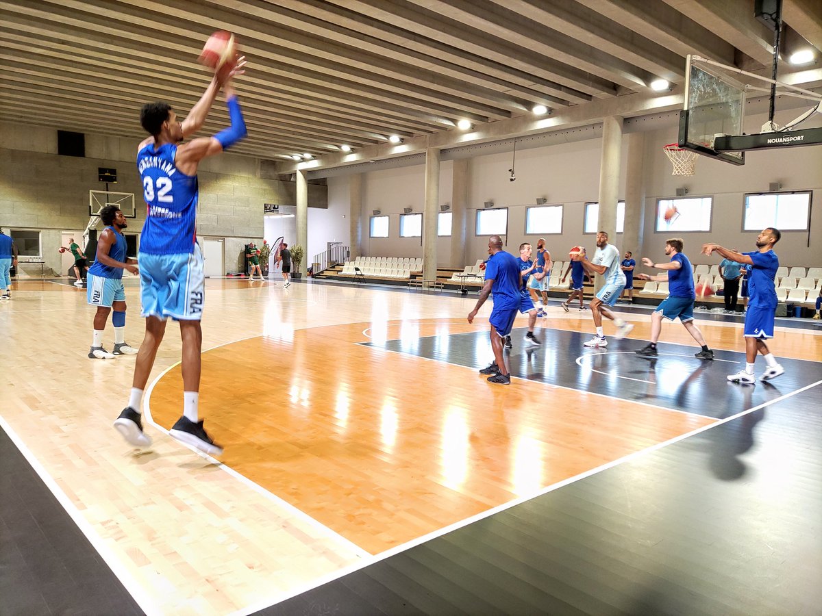 Victor Wembanyama et les Bleus terminent leur préparation aux JO ce soir face à l'Australie, à suivre en direct à 21h sur <a href="/lachainelequipe/">la chaine L'Équipe</a> 🏀