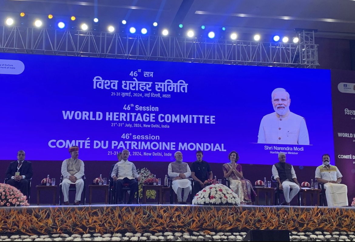 elounasso's tweet photo. The 46th session of the #WorldHeritage Committee has officially opened today in in #NewDelhi #India for 10 days of work!
The Committee, made of 21 countries plays an essential role in the identification and preservation of #WorldHeritage treasures.
Follow➡️https://t.co/d5F1PtAPzW https://t.co/gPpXFiFNx8