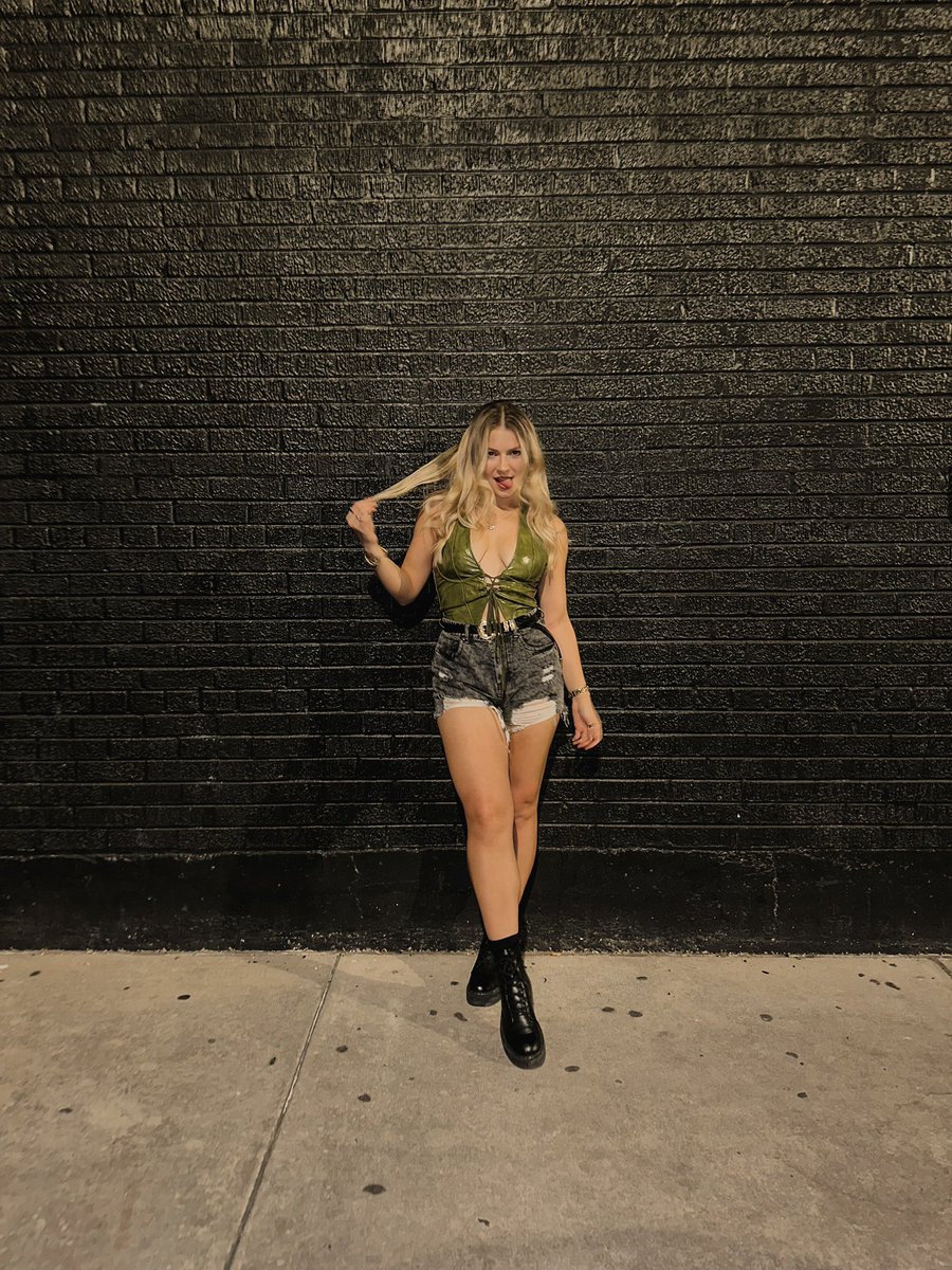 Hannah Hokit tweet media