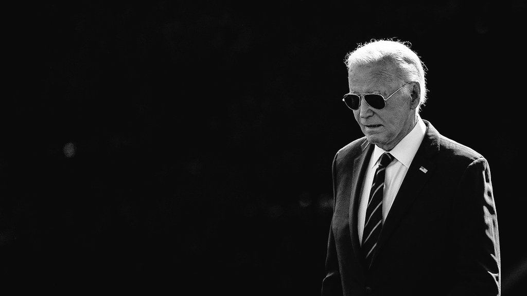 REGRETTABLY , I HAVE TO REPORT THE SAD NEWS THAT JOE BIDEN WAS PRESSURED OUT OF THE RACE FOR PRESIDENT.

HE HAS ENDORSED KAMALA HARRIS FOR PRESIDENT.

CAN WE GIVE JOE A GREAT BLUE SEND OFF?  DROP THOSE BLUE 💙 AND RETWEET.