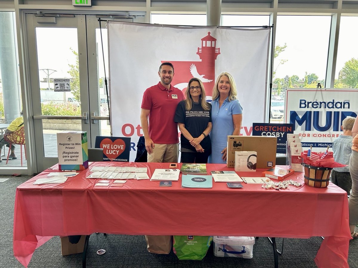 MuirForMichigan's tweet image. Yesterday was packed with events to engage with the constituents of Michigan's District 4. @CWforA bus stop in Holland, LAUP Fiesta, and the Van Buren County Republican Party booth at the county fair.  FIGHT FIGHT FIGHT for MI D4!