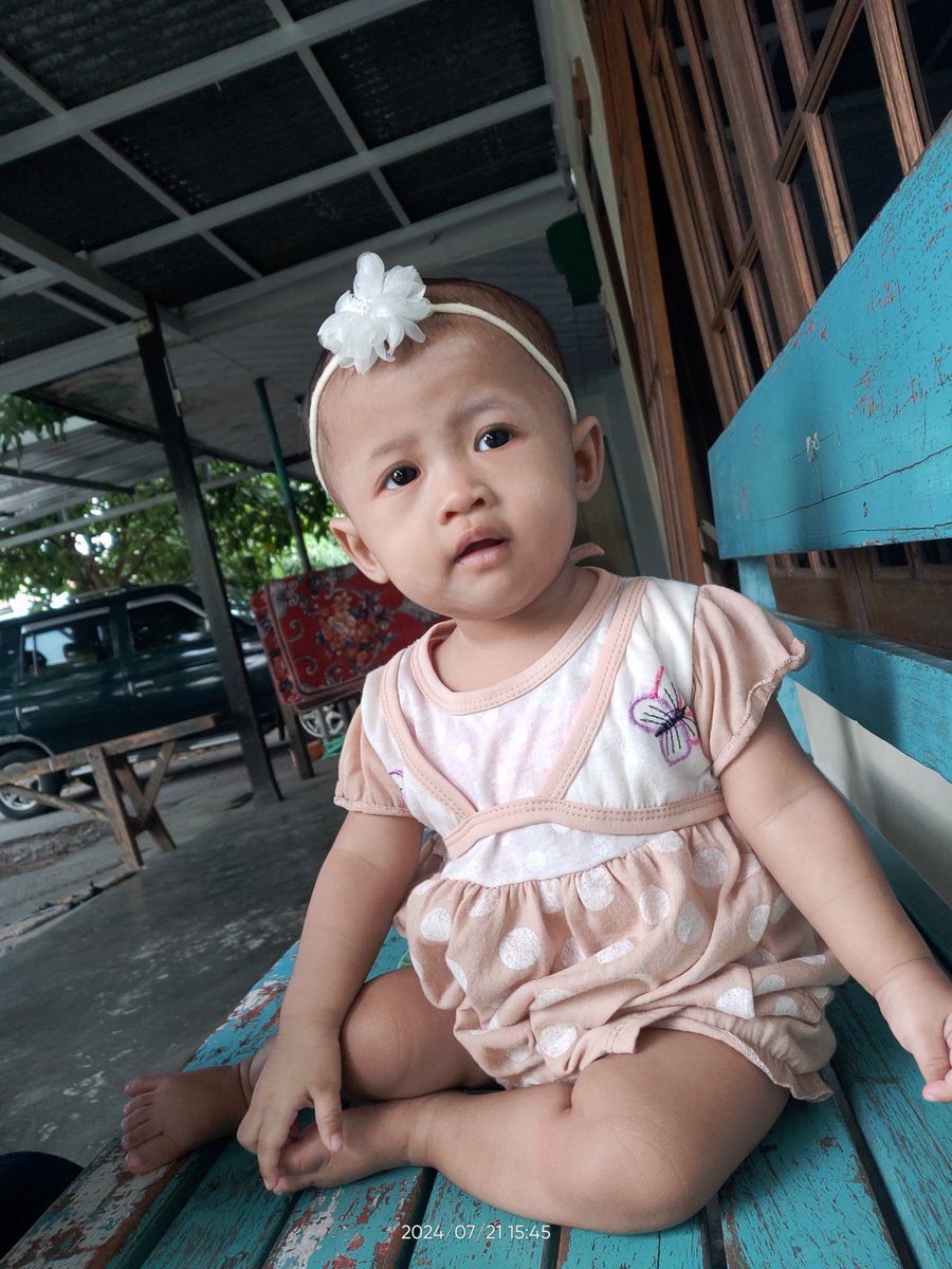 ASDIsnaini's tweet photo. Wingi nyegat pentol goreng. Eee gak liwat 🙄
*Aina 8m https://t.co/TQKAmNvswy