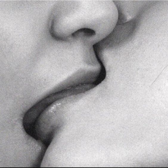 need (@needmytouch) on Twitter photo 