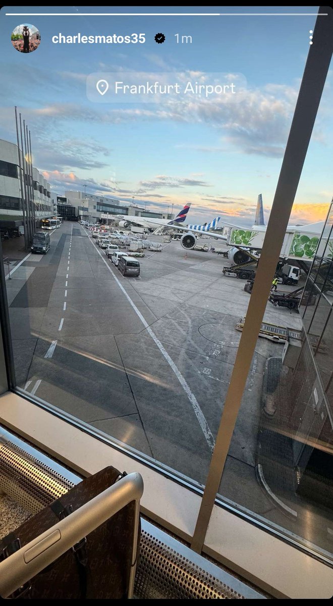 Charles på vej til Brasilien?? 🇧🇷🇧🇷👀👀

#fcm #midtjylland #sortepenge