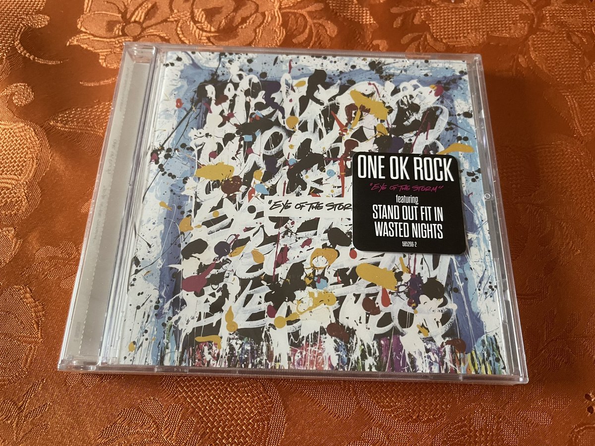 Da_kun's tweet photo. My first albums from ONE OK ROCK are finally arrived 👍
#oneokrock https://t.co/Rk6VOlSUtE