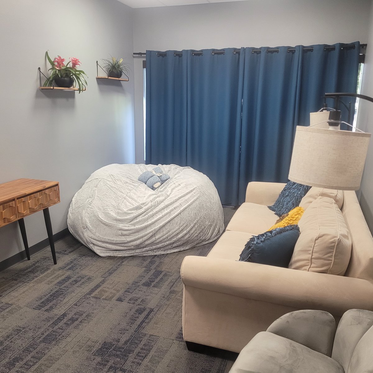 🎉 Exciting News, Fayetteville! 🎉

We’re thrilled to announce the opening of our new clinic! 🎈 We’re offering cutting-edge trials, including studies on Psilocybin for Depression, Preschooler ADHD, and Adult Bipolar Depression.