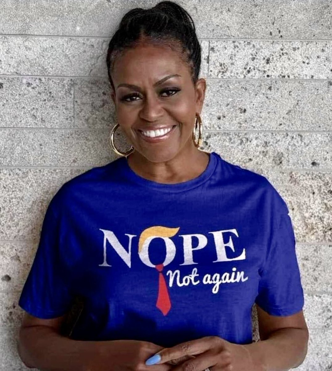 ProseccoLiquido's tweet photo. Michelle Obama is trending 

Mood of the day https://t.co/wxbc9ImPWm