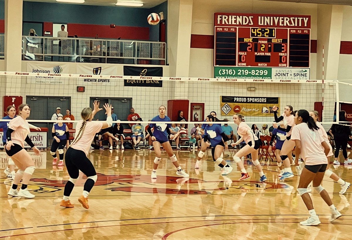 Molly Marteney tweet media