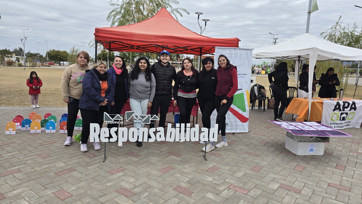 IRSLaRioja's tweet photo. ✨️🌳 Hasta las 19hs, te esperamos en la ecojornada solidaria, coordinada por la Organización #SentimientoFederal en el Parque de las Juventudes.
🚲 Circuitos en Bici
🐶 Adopciones Responsables
✨️🌈 Juegos.
¡Sumate! https://t.co/aB0yYmzh5M
