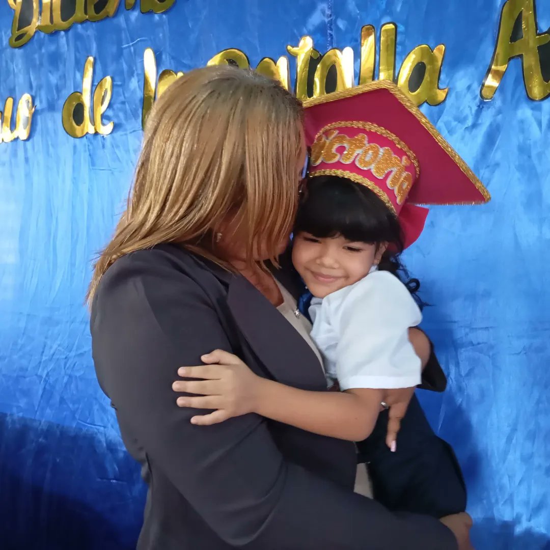 #DATO | Feliz día del niño y la niña son las piedras preciosas y el regalo maravilloso de Dios a todas las familias del mundo y en nuestra Patria Boliviana.