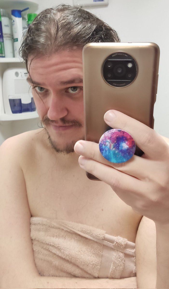 M. L. Giles 🏳️‍🌈 tweet media