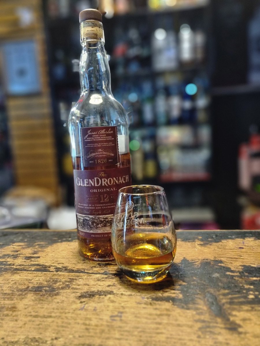 lasthope77's tweet photo. #WhisKeyDetails #glendronach #fun #feelingcrazy #gooddays https://t.co/1t6RgmrxMx