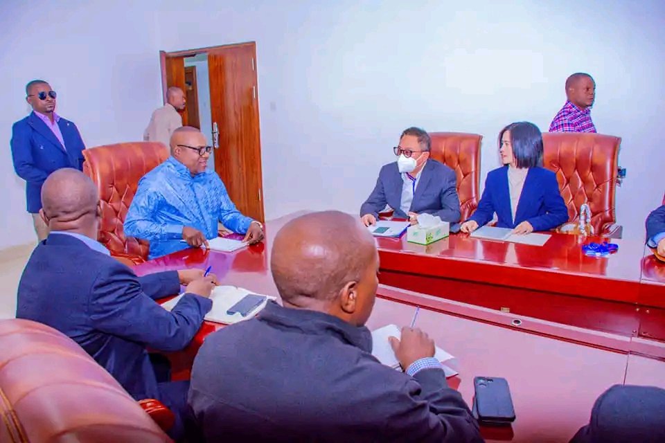 Marcelo_mfumu's tweet photo. Kolwezi: Les agents de l'entreprise Commus retrouvent le chemin du travail "grâce à la médiation" du Vice-président de l'Assemblée provinciale ➡️https://t.co/aDQb2QCQ9I
@COMMUS_SAS 
@archimedekalasa 
#Commus https://t.co/RgJSqhq12C