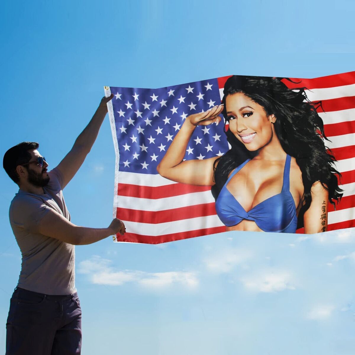 MAGNETR0N's tweet photo. 🇺🇲 #BackTheBarbz 🎀 #Nicki2024 https://t.co/z6pKO6L94A