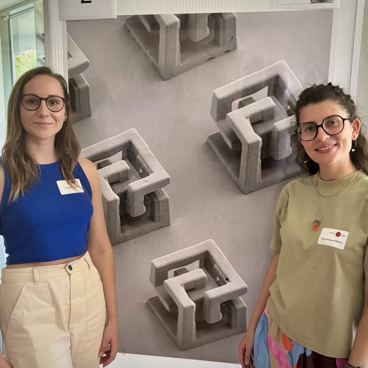 Clara Vazquez-Martel (@claravamar_) on Twitter photo Last week the #YMFellows organized a cool event called “From End to Beginning” and we won a prize at the #DataIsArt exhibition <a href="/MKolleg/">Marsilius Kolleg</a> <a href="/UniHeidelberg/">Uni Heidelberg</a>. Our contribution is a SEM image of <a href="/_cattso/">Samantha Catt</a> funky polymers called “3D Printed Microscopic Architectures-An Ode to Escher”. Last week the #YMFellows organized a cool event called “From End to Beginning” and we won a prize at the #DataIsArt exhibition <a href="/MKolleg/">Marsilius Kolleg</a> <a href="/UniHeidelberg/">Uni Heidelberg</a>. Our contribution is a SEM image of <a href="/_cattso/">Samantha Catt</a> funky polymers called “3D Printed Microscopic Architectures-An Ode to Escher”.