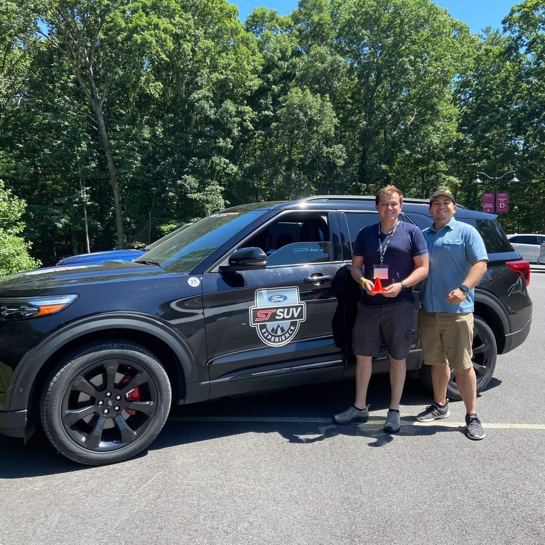 WHteamofficial's tweet photo. Congrats to the drivers with the best @CastrolUSA Edge Auto-X times from @FordPerformance #STSUVExperience Asheville, NC
🏁Explorer ST Chad Neal 29.88
Explorer ST Dillon Muir 29.931
Explorer ST Ben Cook 30.04 
#asheville
#castroledge
#edgest
#explorerst
#fordperformance https://t.co/I1hvFGKp4m
