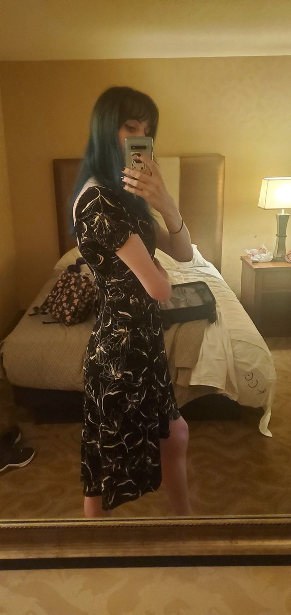 sylsii's tweet image. outfit for finals day at @Evo !!!