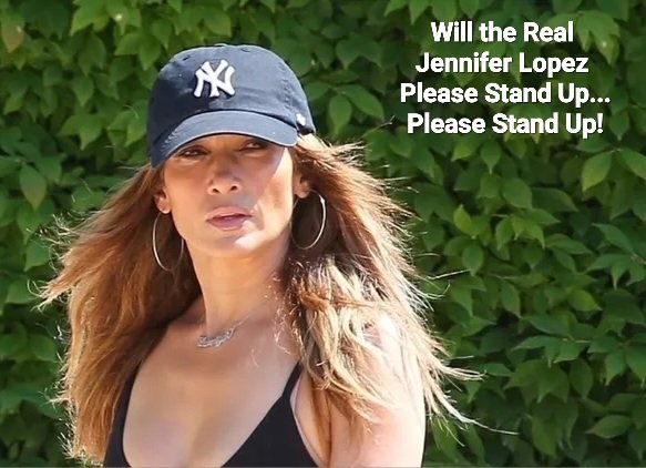 Now this is the "Jenny from the Block" the world fell in love with! 💙💚💙 
#JenniferLopez #Jlo