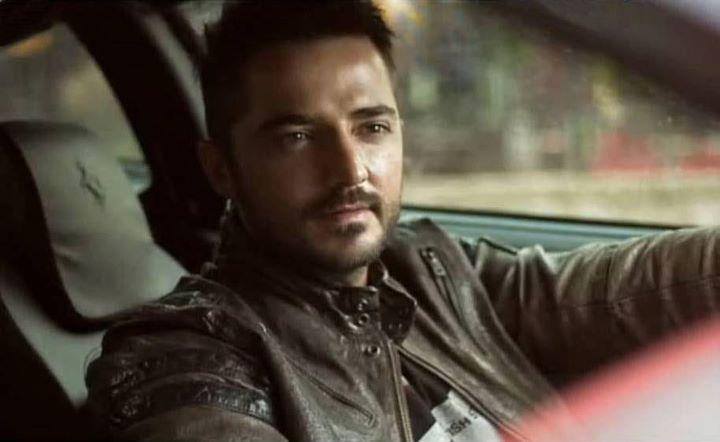 ozgess4real's tweet photo. Hep gülümsemen dileğiyle 😍🥰😍 https://t.co/VLookoIMvz