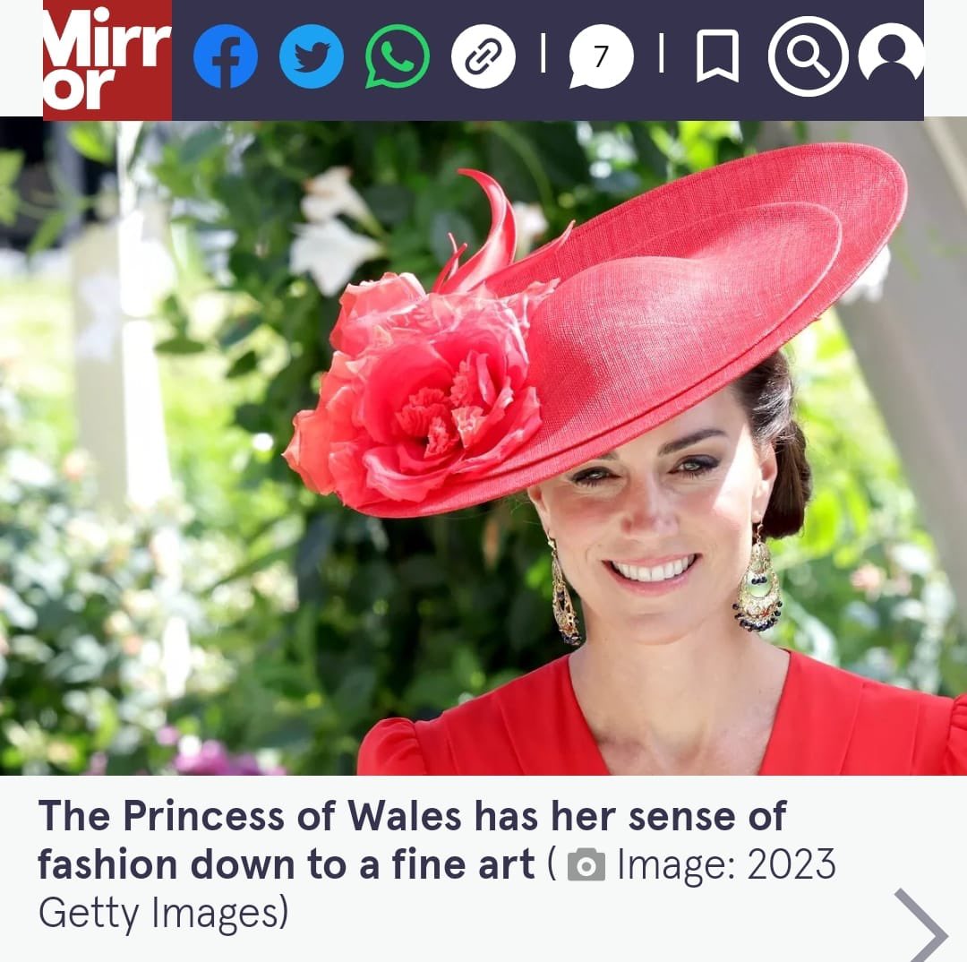 🚨 exclusive 🚨 
.
Check out my latest in And on The daily mirror newspaper  @dailymirror secured by @kayflawlessdigital talking about the one colour the Princess of wales won’t wear and why 
.
Have a read, show some love 🙏🏾❤️
.
#leroydawkins #fashionexpert #celebritystylist