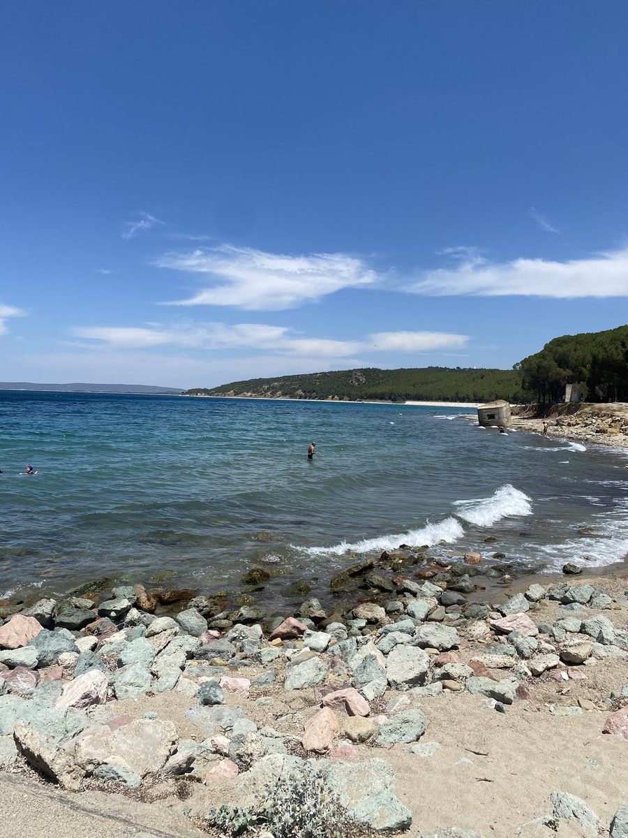 Reflecting on the futility and destruction of war as I visit Azmak Cemetery by Suvla Bay, Gallipoli, where some Irish are buried, including from my hometown of Callan <a href="/kilkenny/">kilkenny</a>. So
many lives destroyed by the failure of politics <a href="/TrinityRTPS/">Religion, Theology, and Peace Studies at TCD</a>