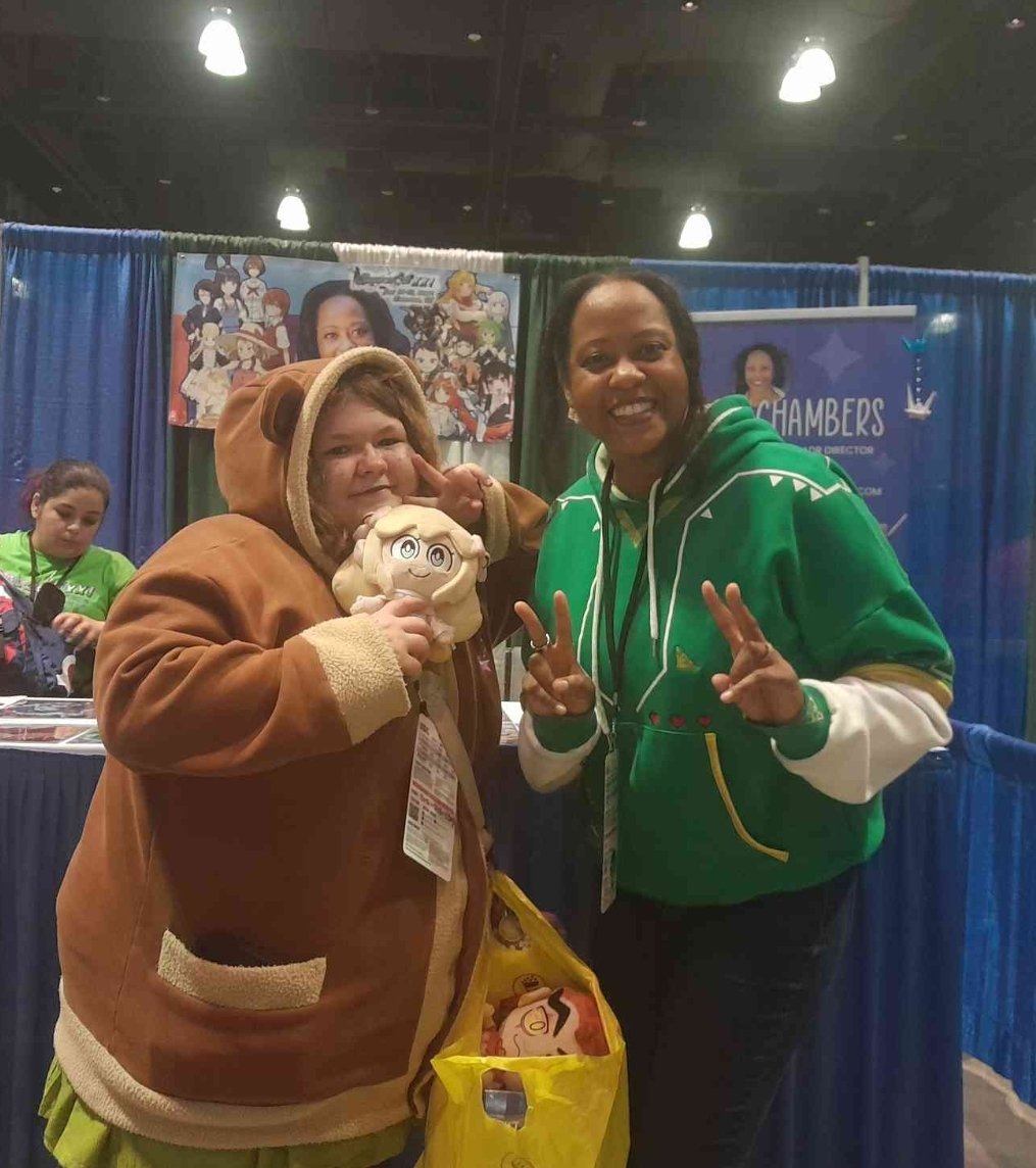 arseneamulet's tweet photo. #CONNETICON WAS SO FUN!! THANK YOU @OneSnazzy FOR TAKING THE PHOTO FOR ME AND TY TO DANI FOR THE FREE PHOTO AND SIGNATURE!! https://t.co/Ql6BG1NT6q