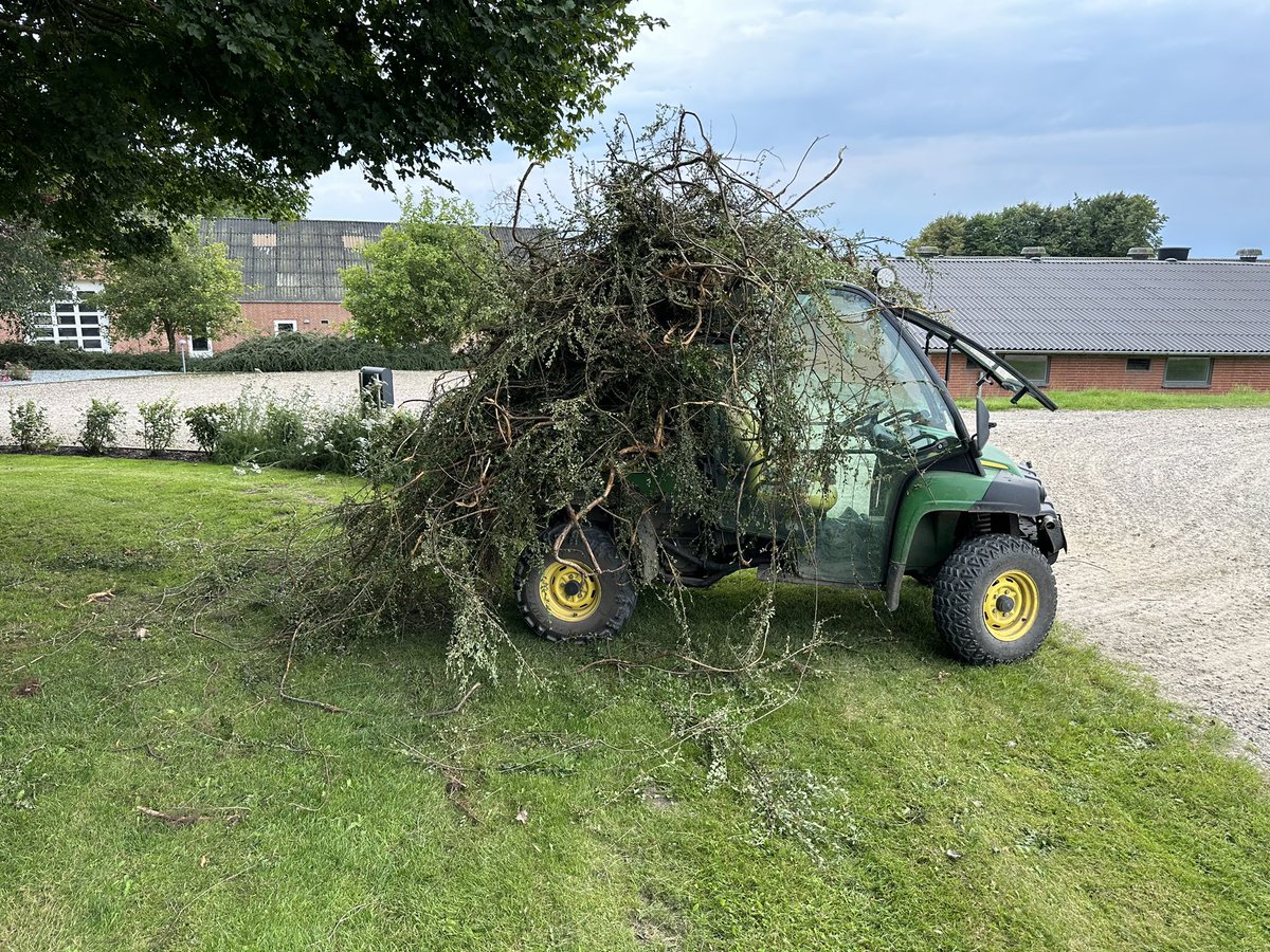 JacobJustesen's tweet photo. We don’t do half loads 😅 https://t.co/x4K8FfV5M9
