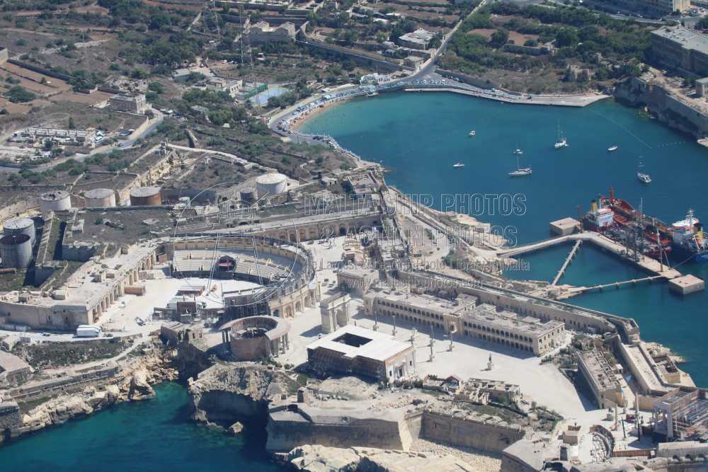 Shipguru's tweet photo. #Birdseyeview of the #Gladiator2 #movie #set_up at #FortRicasoli operated by the #MaltaFilmCommission - 03.08.2023 - https://t.co/nfgboxc3g3 - NO PHOTOS can be used or manipulated without our permission
@VisitMalta @MaltaFilmCom @colourmytravel @KalkaraRegatta https://t.co/YazyrHeyx5