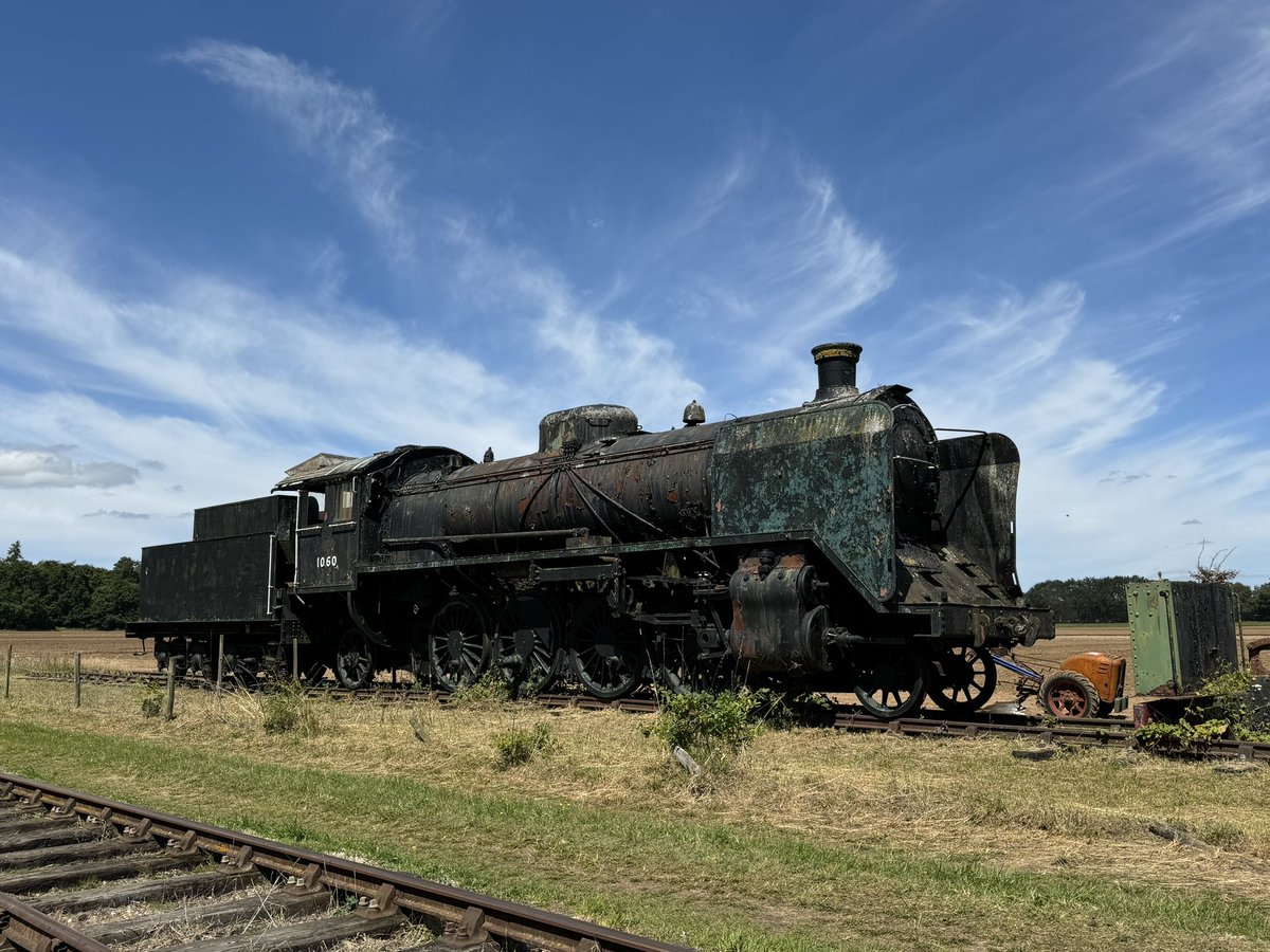 TreasureChest Books (@bottbooks) on Twitter photo A hot day at the <a href="/WeetingRally/">Weeting Steam Rally</a> 40+ engines, lots of tractors, pint of cider, a Finnish loco, a steam bus. What’s not to like? A hot day at the <a href="/WeetingRally/">Weeting Steam Rally</a> 40+ engines, lots of tractors, pint of cider, a Finnish loco, a steam bus. What’s not to like?
