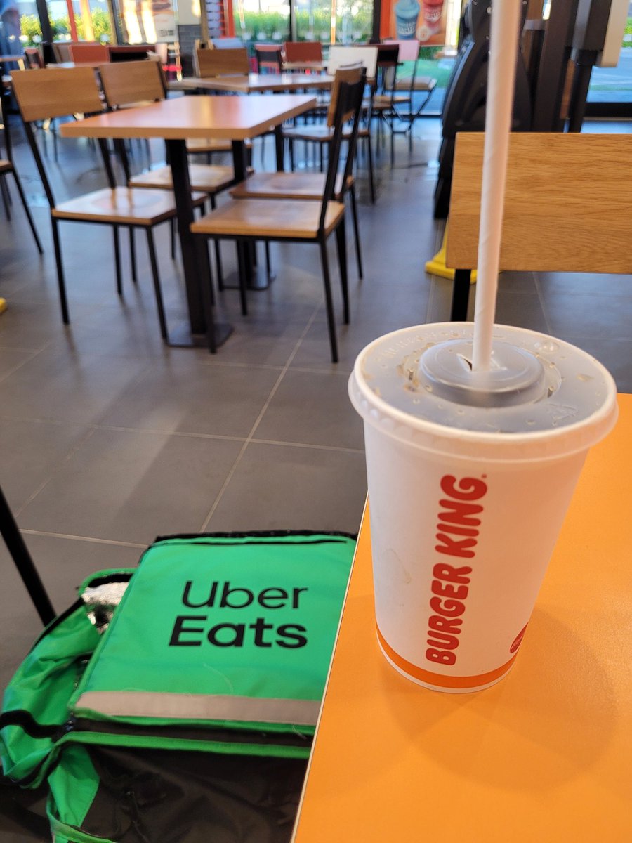 A nice perk of the job when you get a free drink while working UberEats deliveries. Thank you <a href="/BurgerKingUK/">Burger King</a>