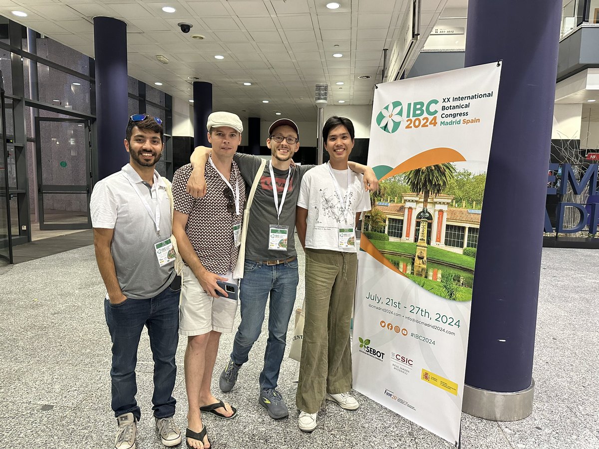 the Folk lab at #IBC2024!!! <a href="/D_Sushi1/">Sushil Dahal</a> <a href="/NickEngleWrye/">Nick englewrye</a> <a href="/ry_folk/">Ryan Folk 🐕</a>  insert @compositaecarol 😭