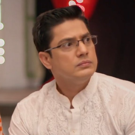 KairaRumi's tweet image. Kartik was never afraid of Naitik the boss but on the night of Akshara&apos;s birthday sleepover, he was so cutely scared of Naitik the future father-in-law!😀

#VishalSingh #MohsinKhan