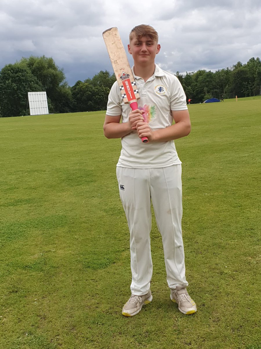 fsccc_cricket's tweet photo. Brilliant performance from 15 yr old Lewis Whittle with his maiden senior century for 3XI today 🏏👏🏻👏🏻 Worked so hard on his batting and reaping the rewards, well done Lewis great work @whittlel7 #Topallrounder https://t.co/i9NEXAN2BQ
