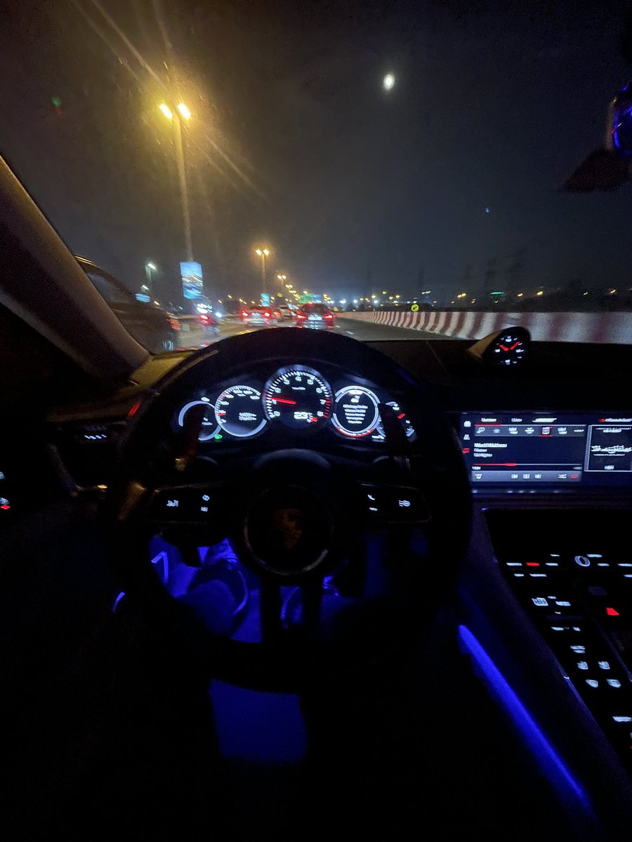 saint 🚀☄️💫⛷💔🕺🏿🐍 tweet media