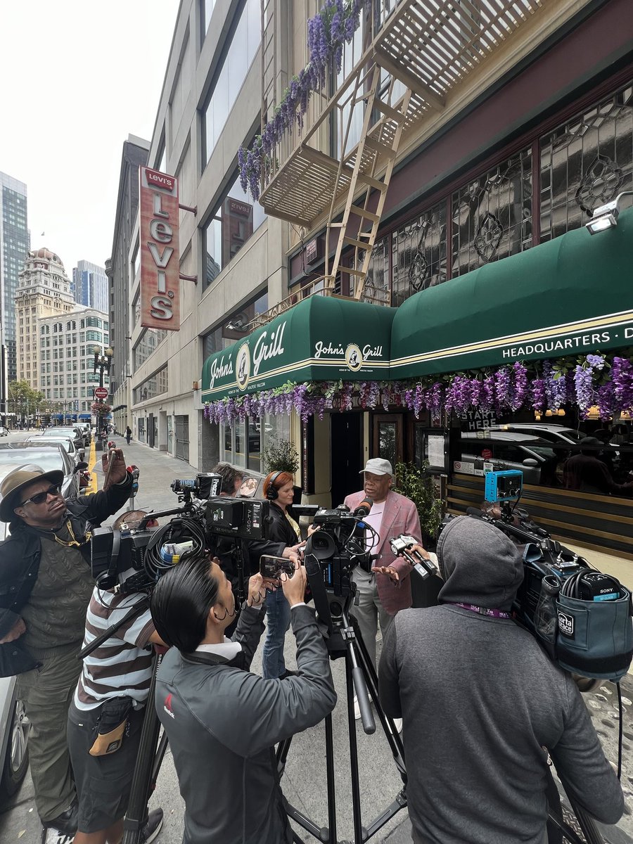 Former Mayor Willie Brown mobbed by media in SF this morning seeking his take on the bombshell Biden/Harris news. Press guru Lee Houskeeper captured the wild scene.