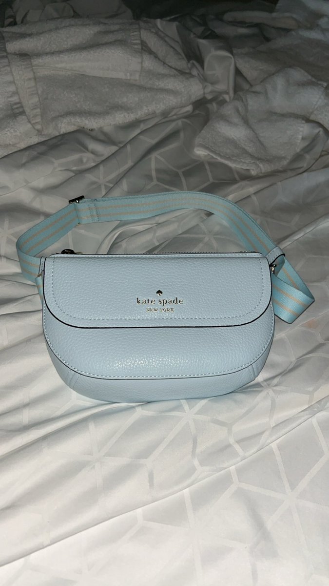 lou_bee_lou_72's tweet image. Love my Outlet Purchases 💖 #katespade #MichaelKorsCollection