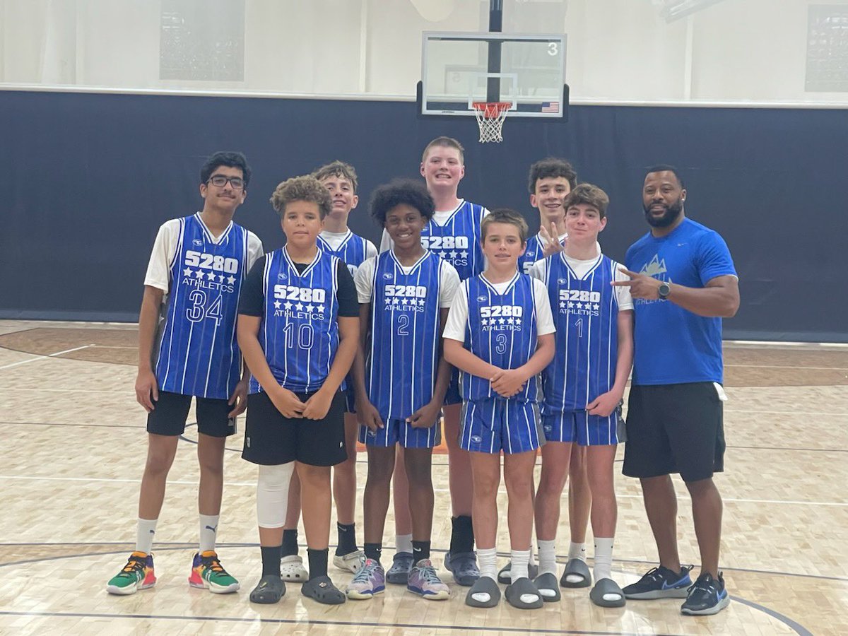 🗣 What great weekend for the 13 and 14u boys to end the summer! The 14u team winning the JPS Invitational championship 🏆 and 13u team making it to the semi-finals.. We are so proud 👏🏾 of these kids. Tremendous growth 📈 and development through out the spring/summer.. 🏀🔥🙏🏾