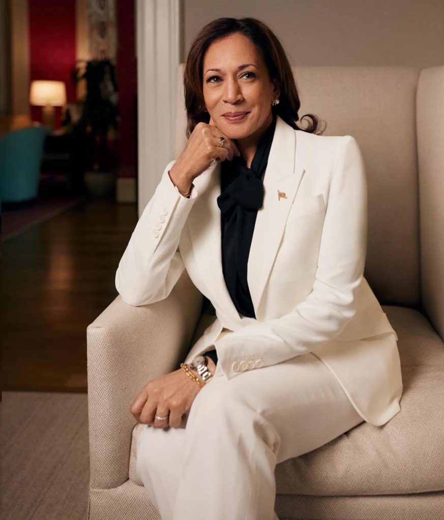 KnowaDeBaraso's tweet photo. 107 days until President Harris. https://t.co/sXcXsDAILo