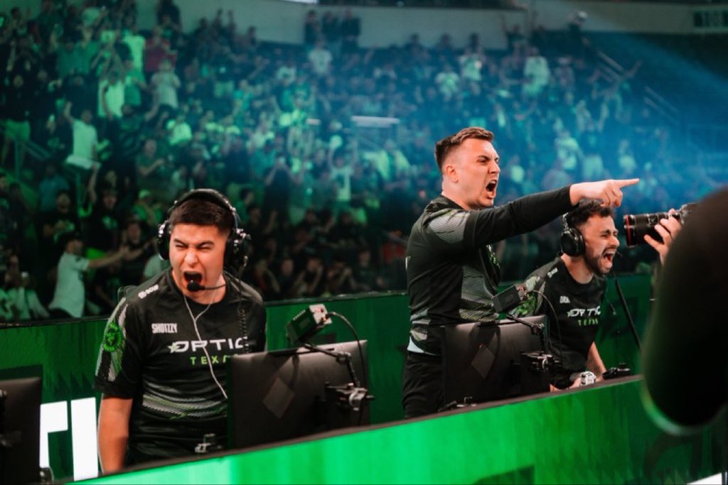 OpTic win a S&amp;D 🤯 — Up 2-0 in the series