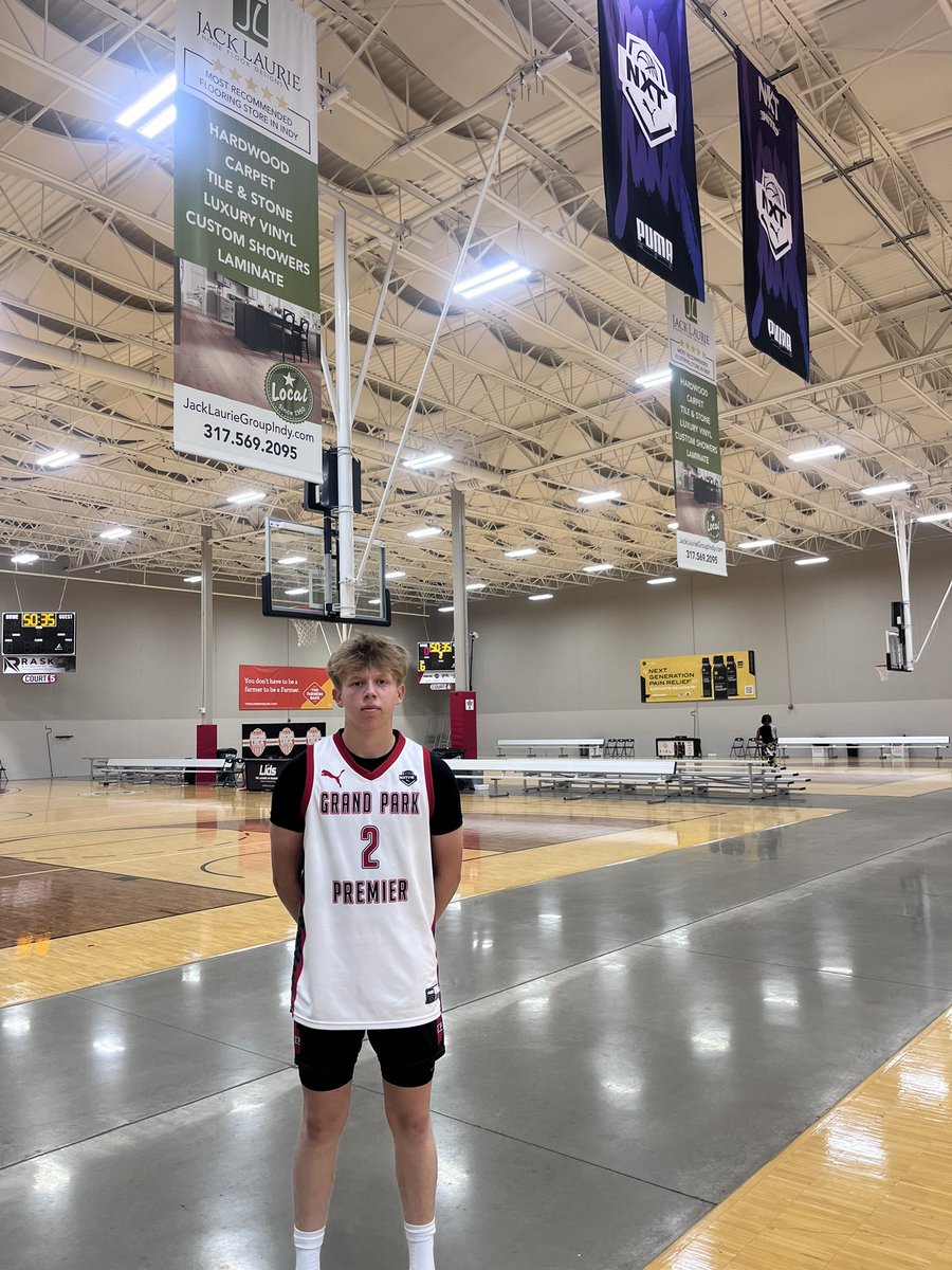 NXT PRO Standout Prospect
Another OT Game-Winner!!

👤Logan Sumpter
🏀6’0” PG
🎓2027
🎽Grand Park Premier 15u
📍Indiana

Logan is hunger for the biggest moment! He’s the type of player who “knows” he’s getting the final shots. His confidence is electric and he plays very well