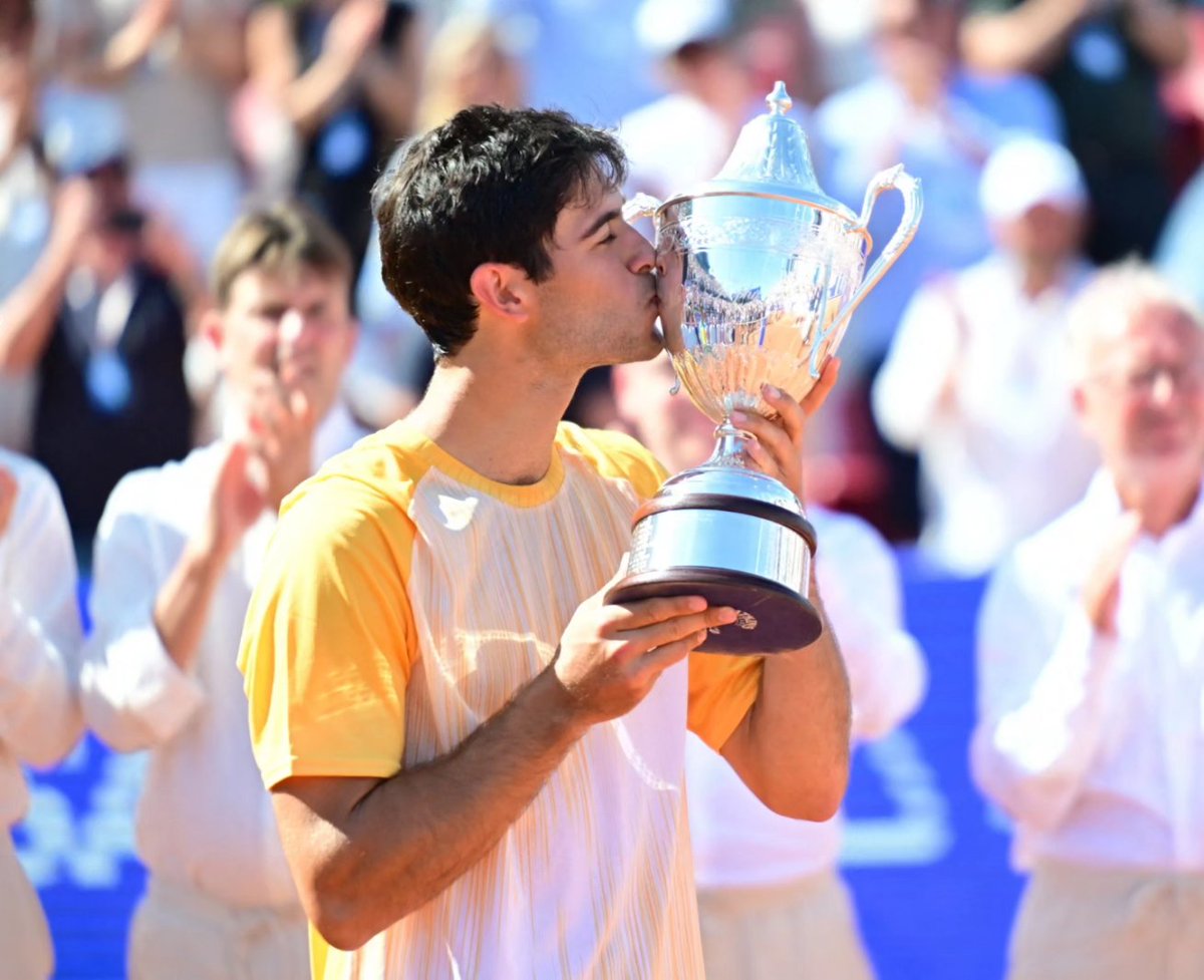 A moment I will never forget... ATP CHAMPION 🏆🍾

<a href="/RafaelNadal/">Rafa Nadal</a>, it was a pleasure sharing the court with you today. Congratulations on a great week, and wish you all the best at the Olympics and the rest of your season. Thank you for inspiring us all 👑