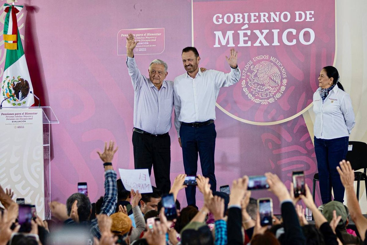 makugo's tweet photo. En #Querétaro nos distinguimos por ser un estado de bienvenida. Hoy recibimos al Presidente de la República, @lopezobrador_, y a la Presidenta electa, @Claudiashein. 

Somos una tierra de puertas abiertas: al talento, a la inversión, a la innovación y al trabajo. Eso nos ha permitido tener un crecimiento sostenido pero, acaso más importante, incluyente.

Hemos procurado siempre, y así seguirá siendo, privilegiar la cooperación y la coordinación con los tres niveles de gobierno. Es un gusto ver que el trabajo en equipo entre todos da resultados en favor de las y los mexicanos. Cuentan con un servidor para todo lo que beneficie a nuestro estado.